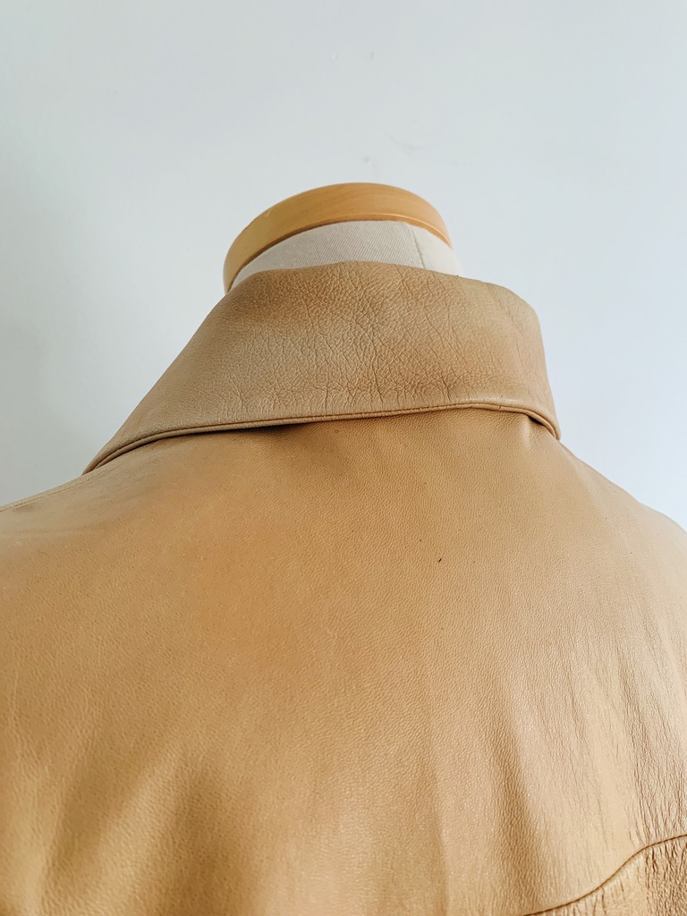 1990s ✿ Caramel Brown Leather Belted Jacket – Image 13