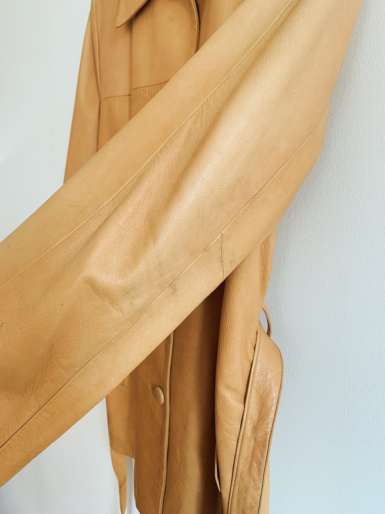1990s ✿ Caramel Brown Leather Belted Jacket – Image 9