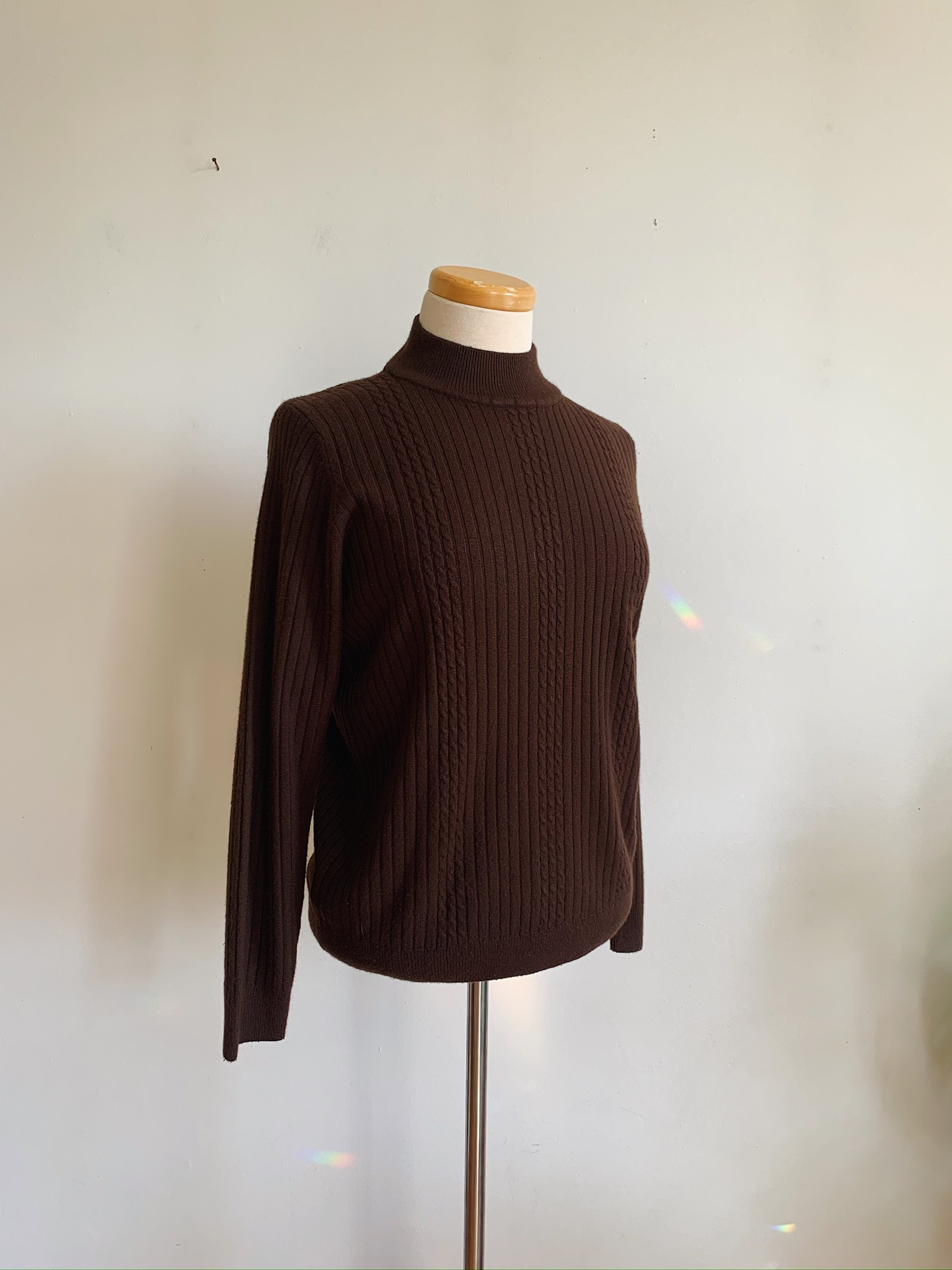 1990s ✿ Chocolate Brown Ribbed Turtleneck