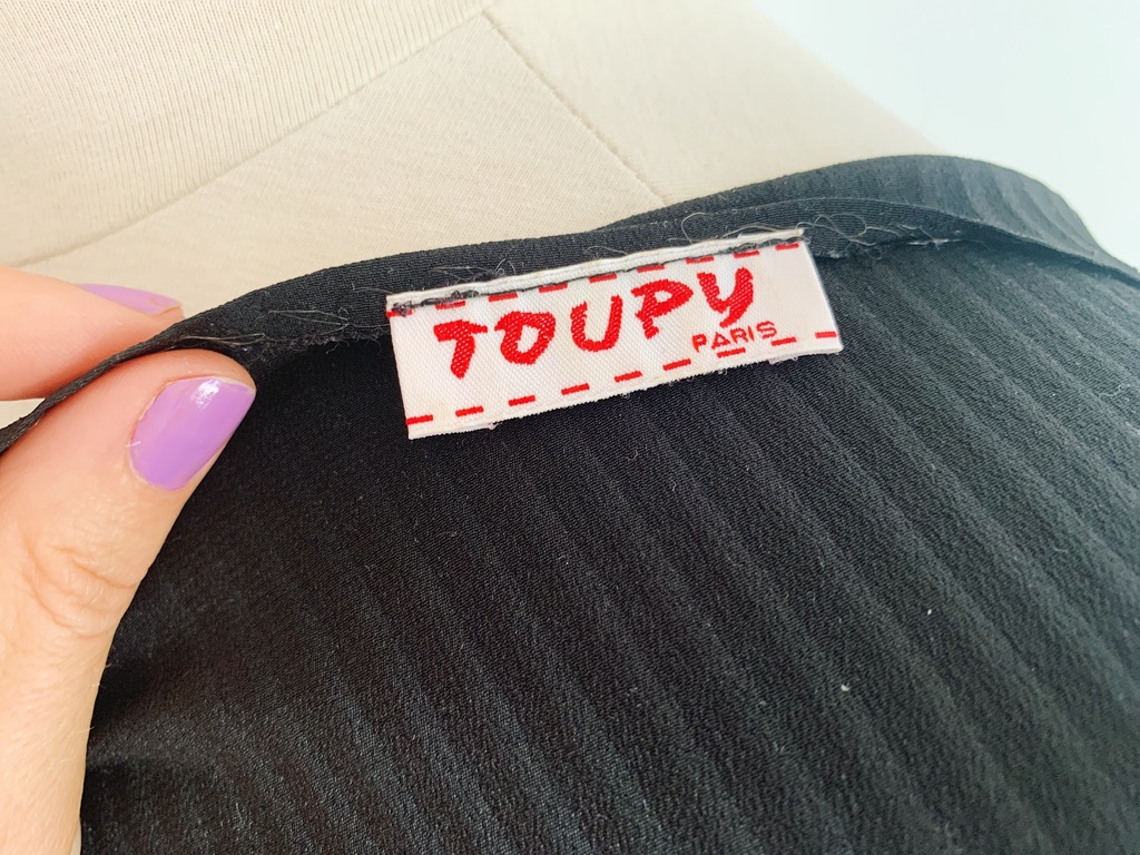 1990s ✿ Toupy Black Plissé Top