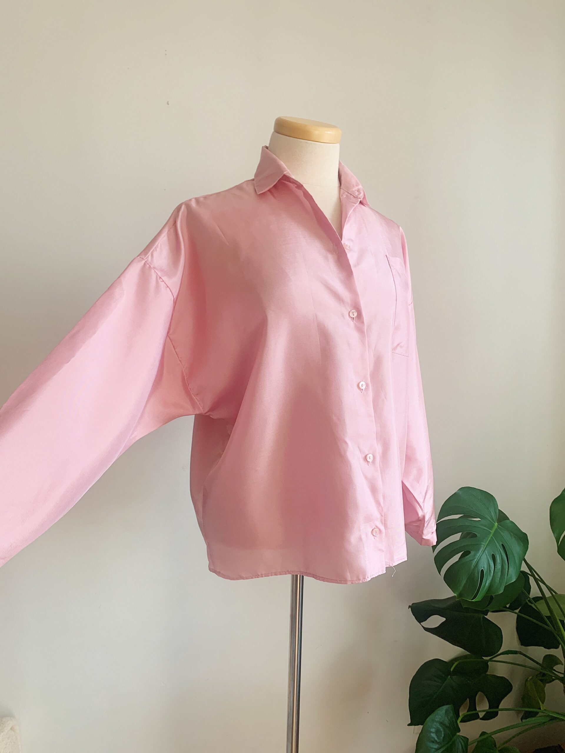 1990s–2000s ✿ Bubblegum Pink Satin Blouse